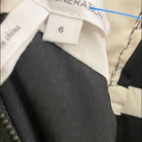 BCBGENERATION Black/Ivory Tutu Dress!!! Size 6. with Crinoline Mesh bottom - Picture 3 of 10